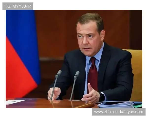 主帅公开与高层唱反调,引发内部动荡 主帅公开与高层唱反调,引发内部动荡