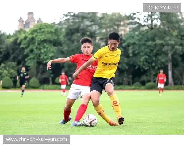 球星在训练赛后亲自为年轻球员写下鼓励信,团队文化暖人心 球星在训练赛后亲自为年轻球员写下鼓励信,团队文化暖人心